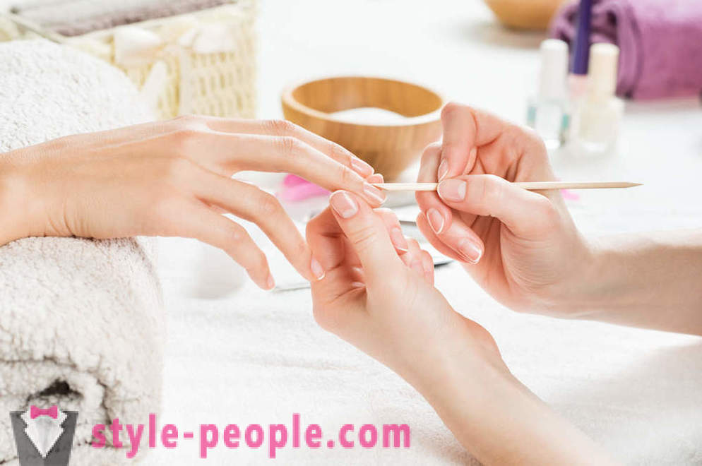 Wskazówki dotyczące pielęgnacji paznokci w domu