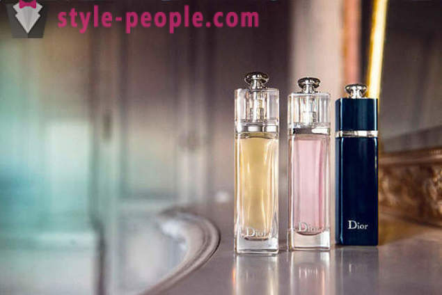 Dior Addict 2: Opis smak i opinie klientów