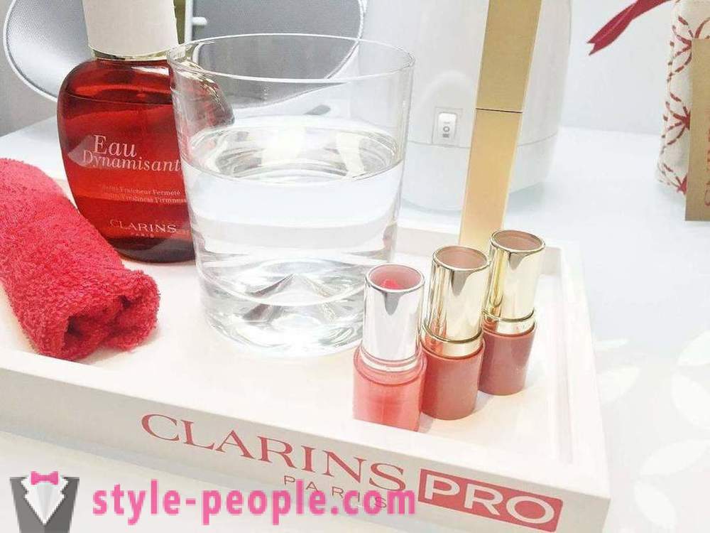 Kosmetyki Clarins: opinie klientów, najlepszym środkiem kompozycji