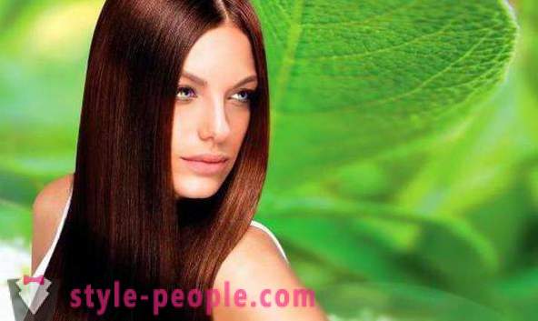 Bezbarwna henna dla wzmocnienia włosów: osobliwości aplikacyjnych, zaleceń i opinii