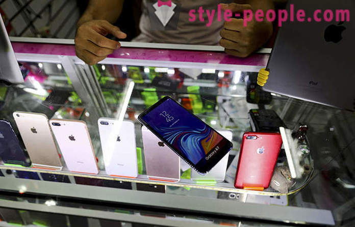 Dlaczego mieszkańcy Meksyk kupić atrapy telefonów komórkowych