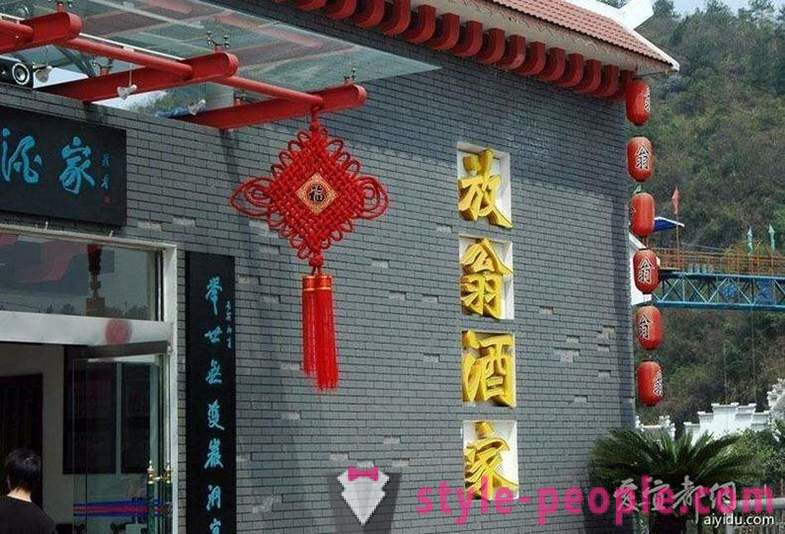 Fanven: Chińska restauracja nad przepaścią