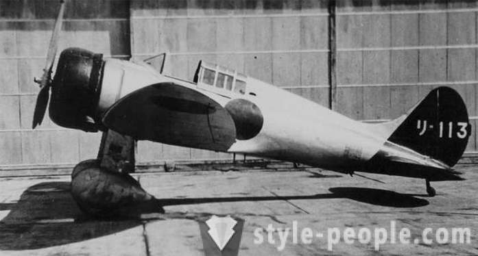 Opowieść o tym, jak piloci ZSRR uczy taktyki japońskich kamikaze