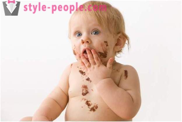 Dziecko uwielbia czekoladę: korzystanie z dodatkami