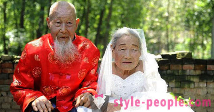Po 80 latach małżeństwa, para w końcu popełnił ślubną sesję zdjęciową