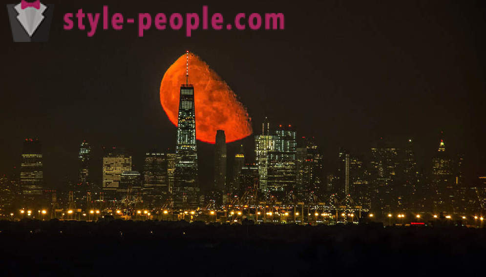 Krwawy Księżyc nad Manhattan