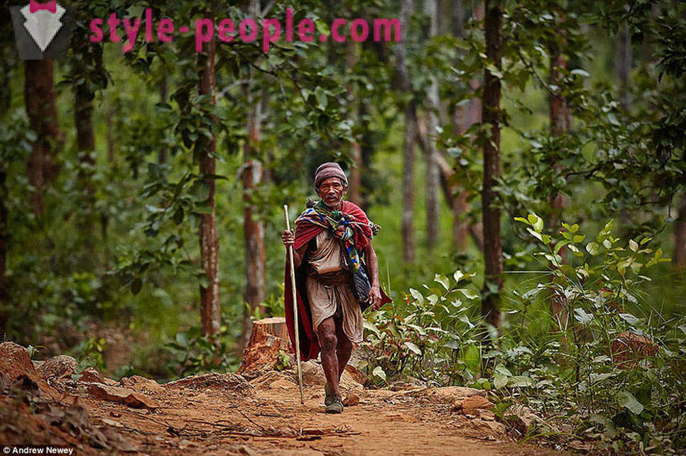 Ostatni łowca-zbieracze: życie prymitywnego plemienia w Nepalu