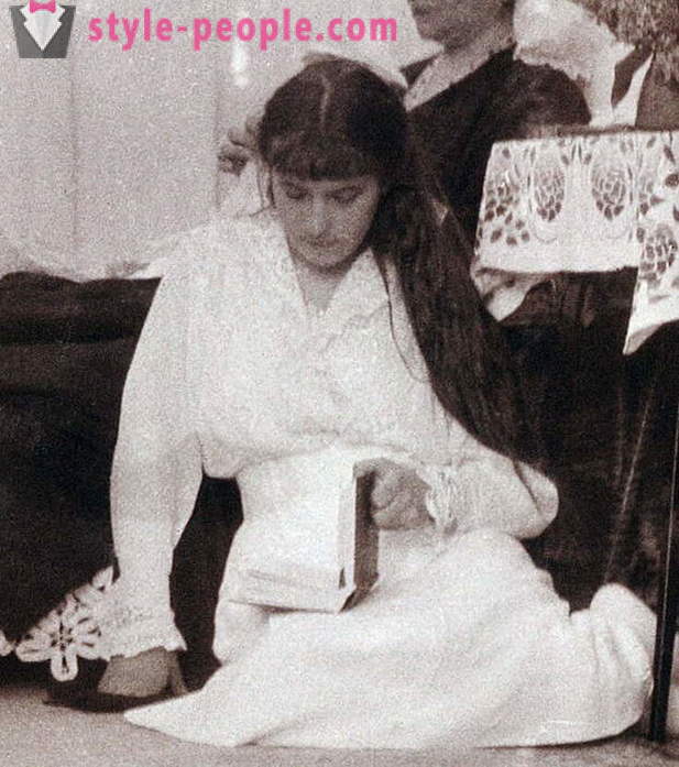 Tragiczny los Anastazja Romanowa: strzelanie i fałszywe zmartwychwstanie