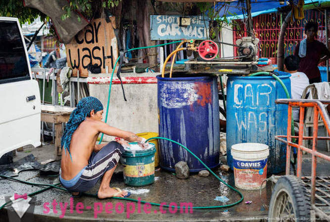 Życie w slumsach Manili