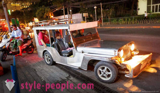 Jasny Filipino jeepney