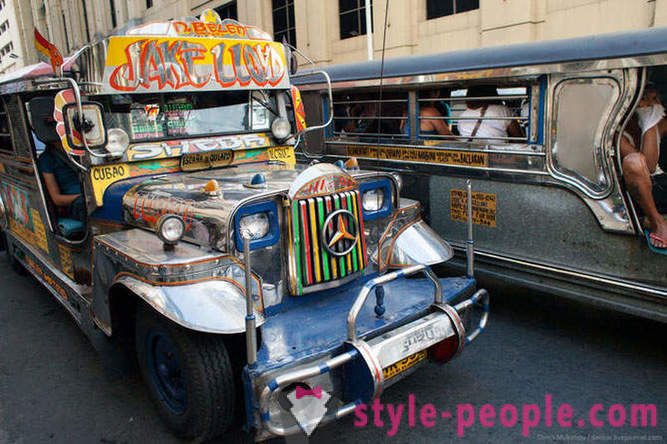 Jasny Filipino jeepney