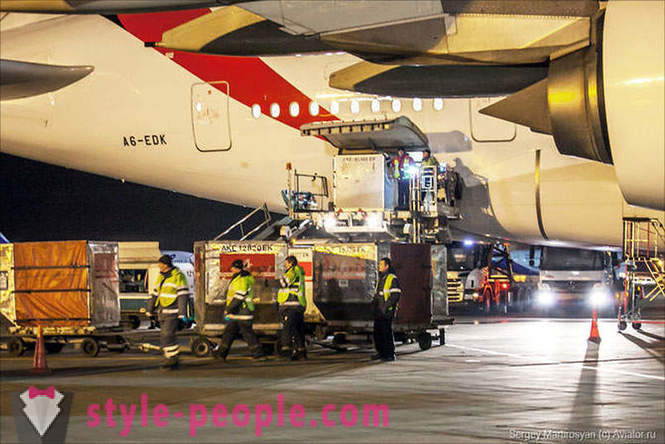 Jak służyć największego samolotu pasażerskiego w Domodiedowo