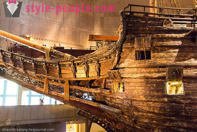 Zwiedzaniemuzeum jedyny statek z XVII wieku