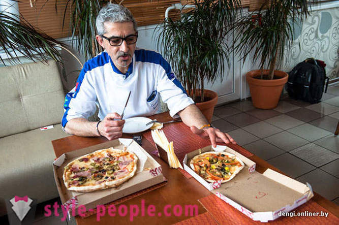 Włoski kucharz stara białoruską pizzę
