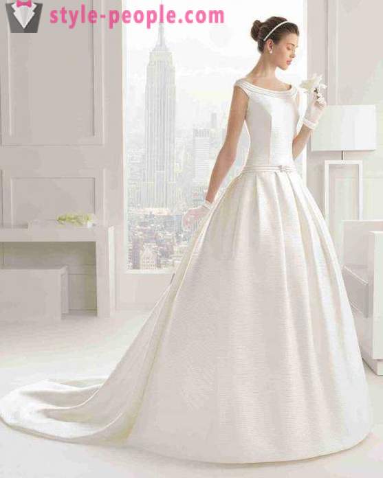 Satynowa suknia ślubna i jego funkcje