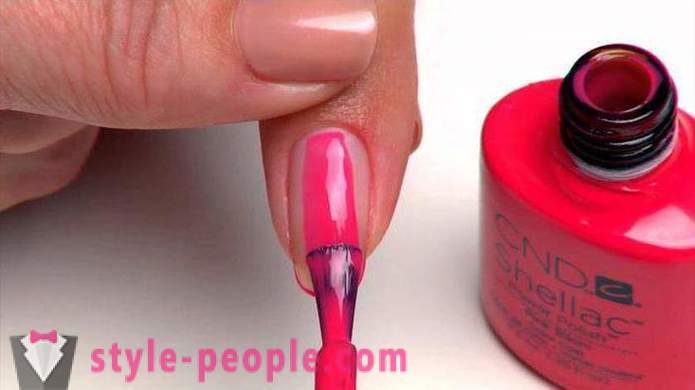 Jak szelak utrzymuje na paznokciach? Jak ubiegać się szelak w domu? pomysły shellac manicure