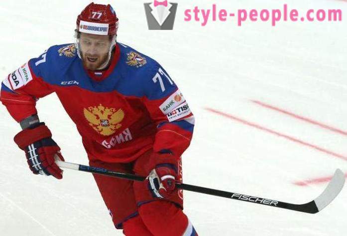 Anton Biełow rosyjski hokej: biogrfiya, sport kariera, życie osobiste