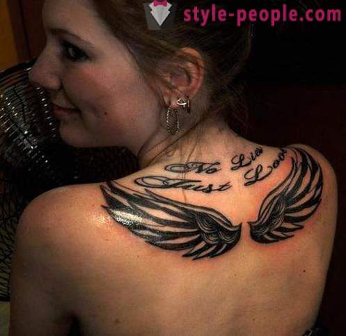 Tatuaż „skrzydła” na plecach - trwały Ward