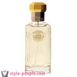 Bogaty wybór perfum znanych marek takich jak „Versace”. perfumy dla mężczyzn