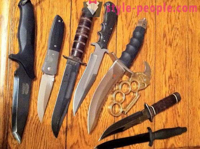 Noże armii różnych krajów (patrz zdjęcie). Army nóż składany