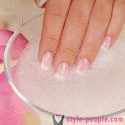 Jak zrobić piękny manicure w domu. Jak zrobić moon manicure w domu